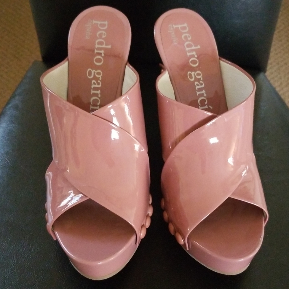 Pedro Garcia wedges